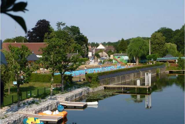 LA PISCINE